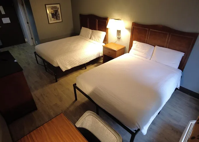 Americourt Hotel And Suites - Elizabethton